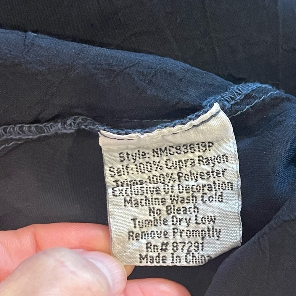 Johnny Was Embroidered Black Women's Blouse, Buttoned V-Neck, Long Sleeve, S - Picture 5 of 16